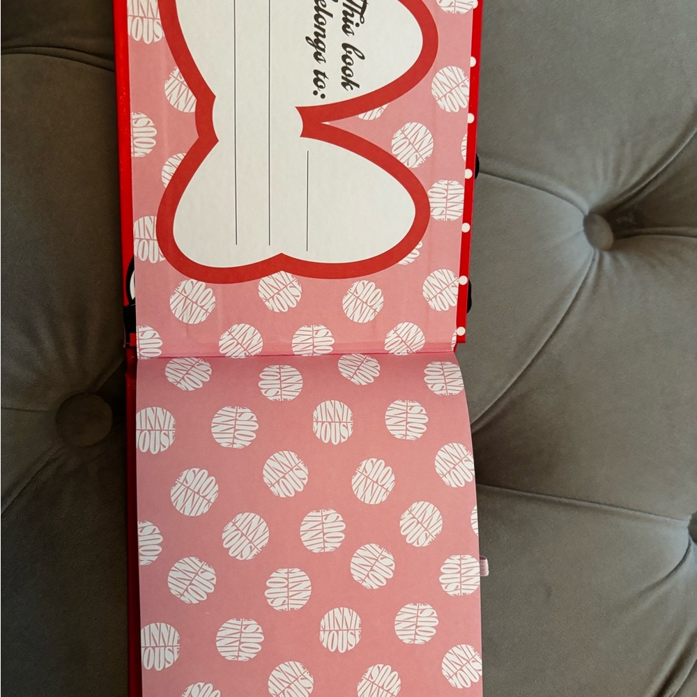 Minnie Mouse Red Polka Dot Photo Album - Picture 4 of 5